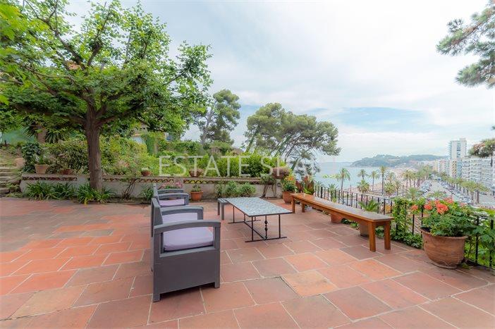 Особняк в Ллорет-де-Маре 502 м2 №VL23620BEE45  - Продажа - 2 preview