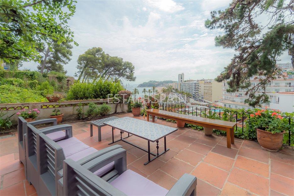 Особняк в Ллорет-де-Маре 502 м2 №VL23620BEE45  - Продажа - 50 large