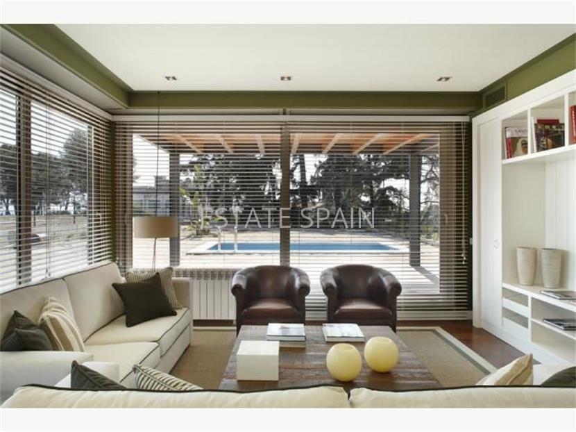 Шале в Сан-Висенс-Де-Монтальт 217 м2 №TAU183126E1  - Продажа - 8 large