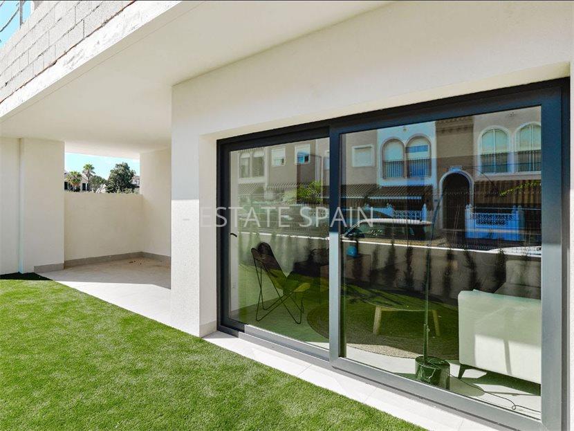 Бунгало в Торревьехе 98 м2 №BL251094D6BB  - Продажа - 2 large