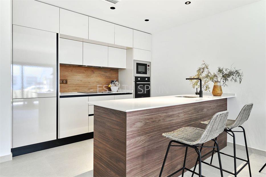 Бунгало в Торревьехе 98 м2 №BL251094D6BB  - Продажа - 23 large