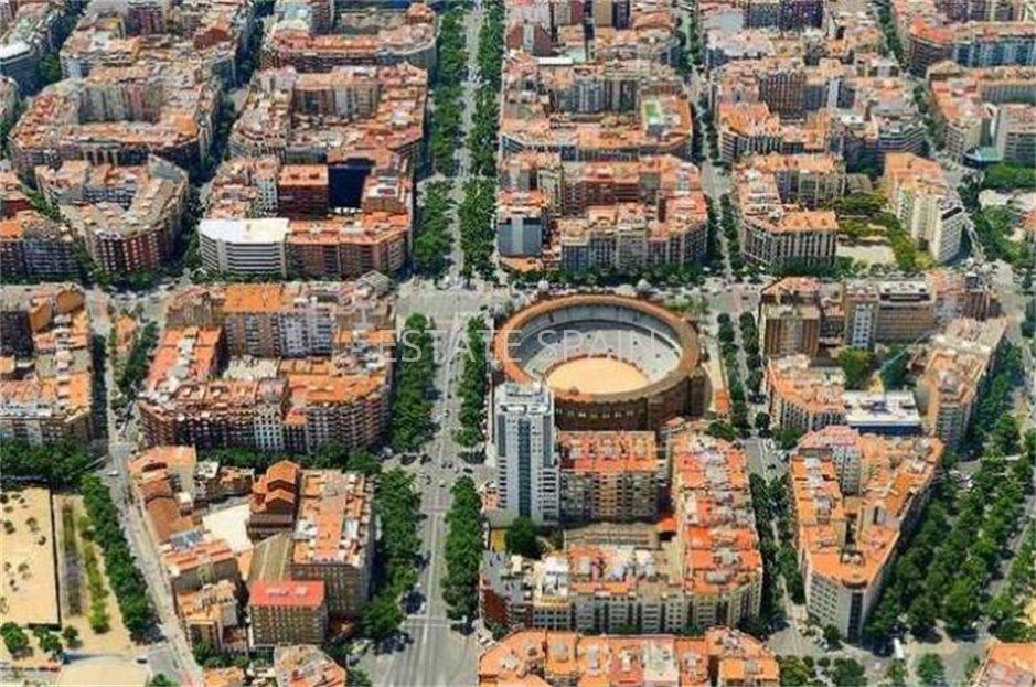 Гостиница в Барселоне 7820 м2 №COM1932568D15  - Продажа - 2 large