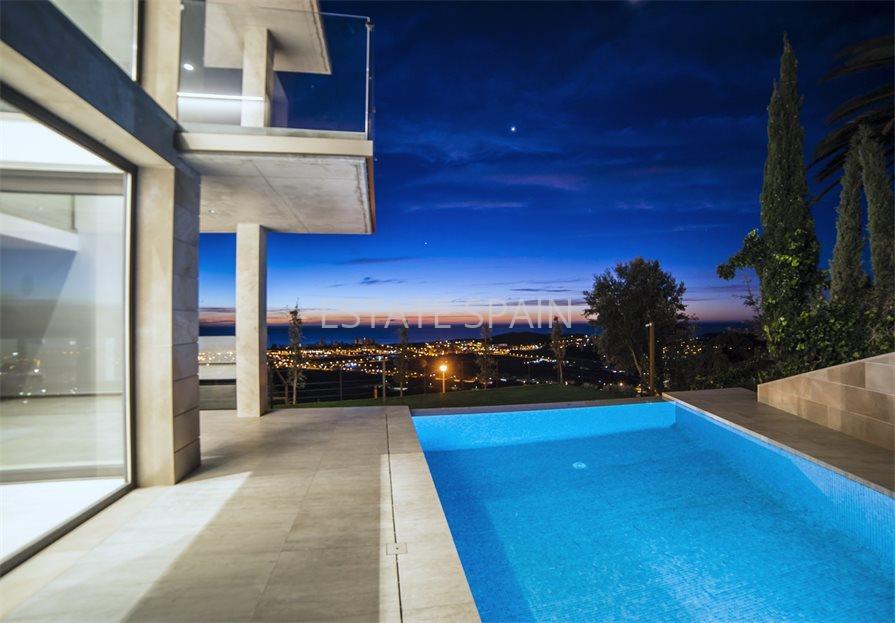 Вилла в Плайя-де-Аро 450 м2 №VL197223CD47  - Продажа - 1 large