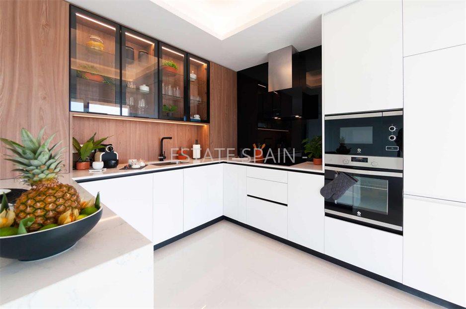 Вилла в Сьюдад-Кесада 244 м2 №VL26119B4BF1  - Продажа - 13 large