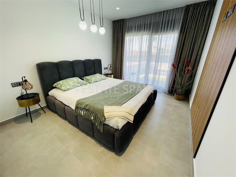 Вилла в Торревьехе 368 м2 №VL26123E61C6  - Продажа - 24 large