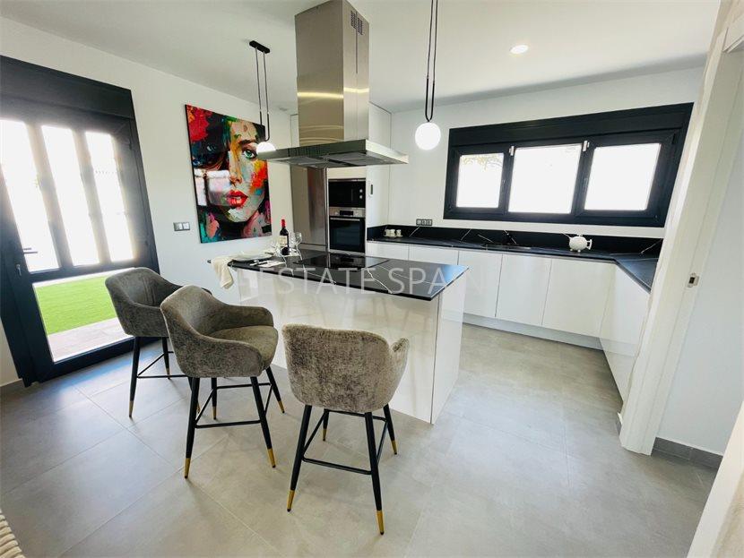 Вилла в Торревьехе 368 м2 №VL26123E61C6  - Продажа - 17 large