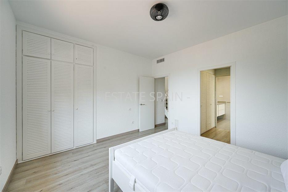 Вилла в Ллорет-де-Маре 397 м2 №VL2591209D8F  - Продажа - 25 large