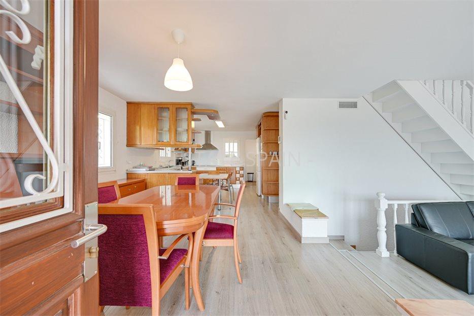 Вилла в Ллорет-де-Маре 397 м2 №VL2591209D8F  - Продажа - 30 large