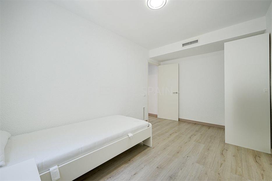 Вилла в Ллорет-де-Маре 397 м2 №VL2591209D8F  - Продажа - 50 large