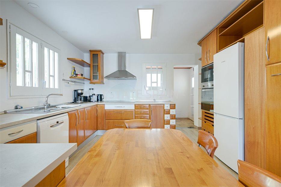 Вилла в Ллорет-де-Маре 397 м2 №VL2591209D8F  - Продажа - 33 large