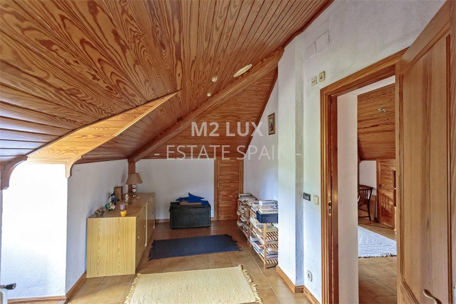 Усадьба в Сан-Фелиу-де-Гишольс 520 м2 №VL194245D65E  - Продажа - 45 large