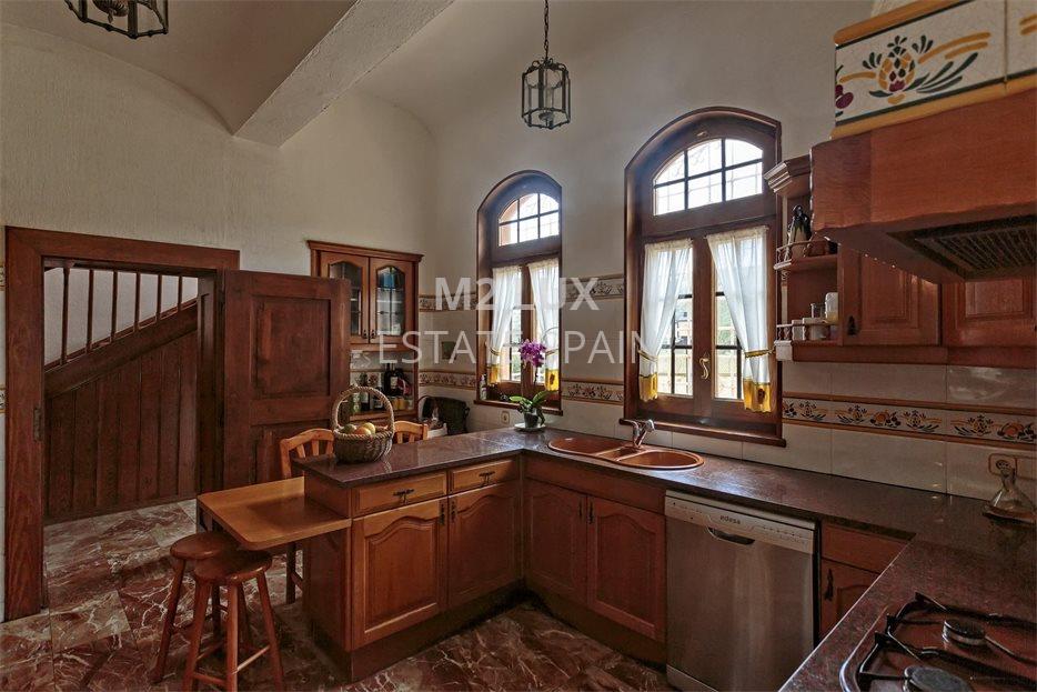 Усадьба в Сан-Фелиу-де-Гишольс 520 м2 №VL194245D65E  - Продажа - 26 large