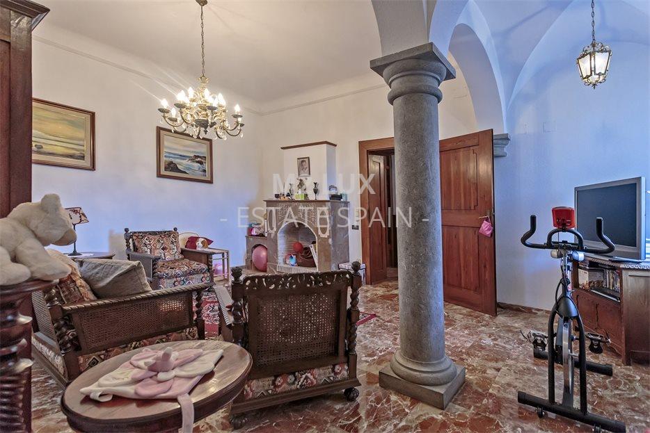 Усадьба в Сан-Фелиу-де-Гишольс 520 м2 №VL194245D65E  - Продажа - 17 large