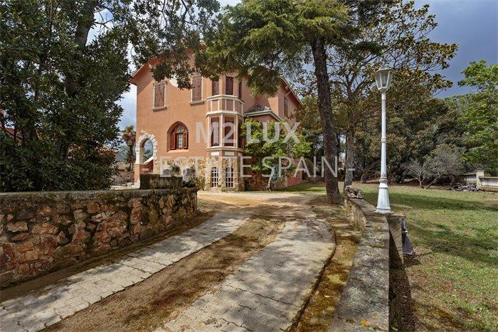 Усадьба в Сан-Фелиу-де-Гишольс 520 м2 №VL194245D65E  - Продажа - 3 preview