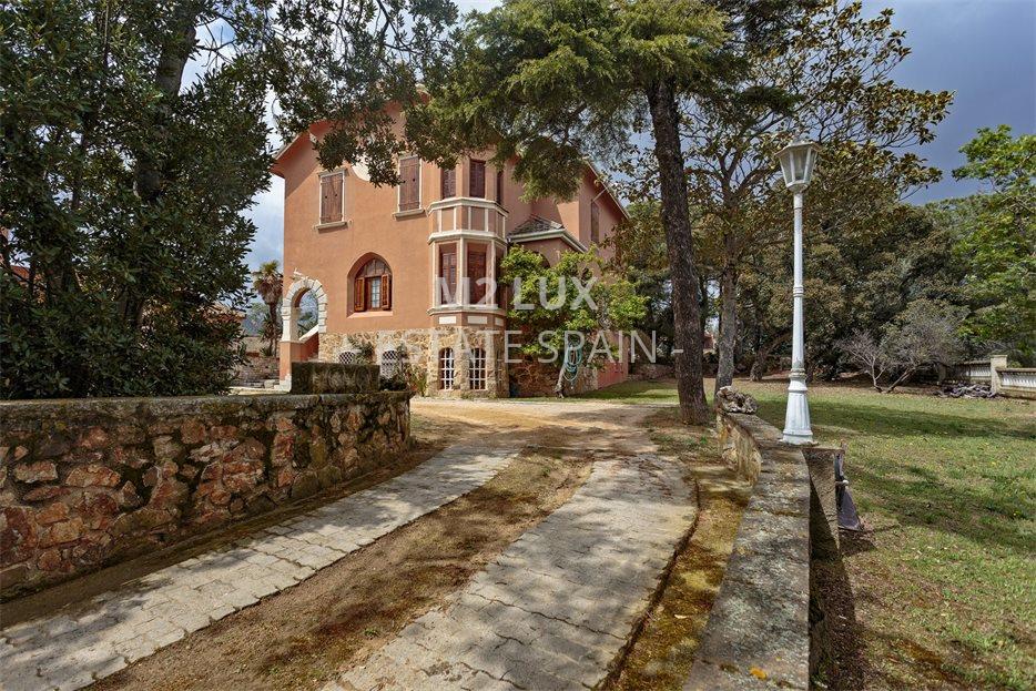 Усадьба в Сан-Фелиу-де-Гишольс 520 м2 №VL194245D65E  - Продажа - 3 large