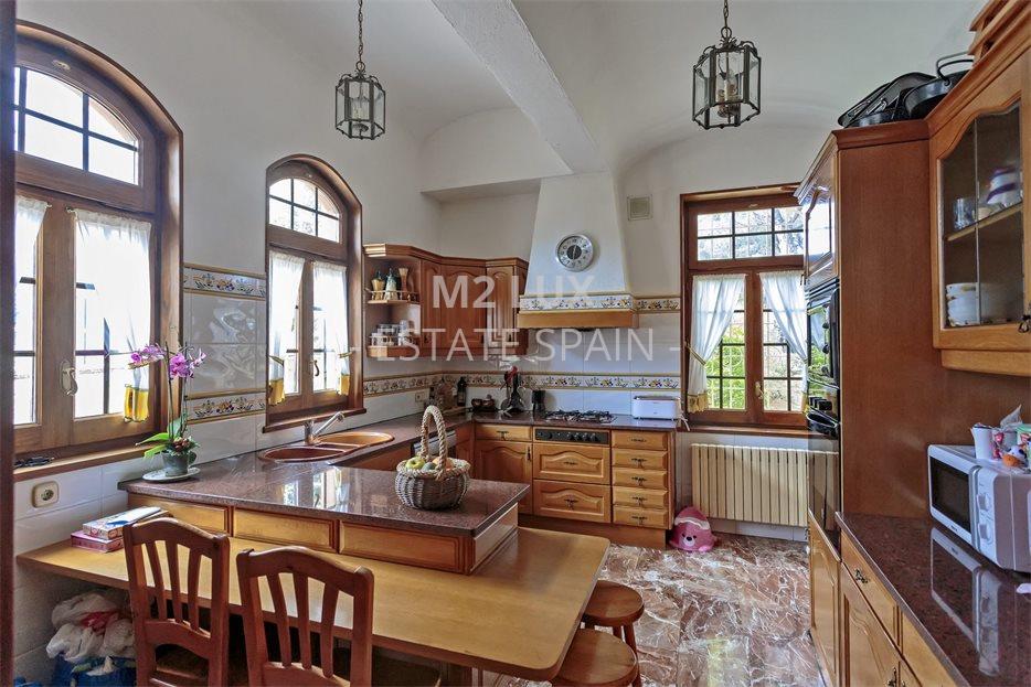 Усадьба в Сан-Фелиу-де-Гишольс 520 м2 №VL194245D65E  - Продажа - 27 large