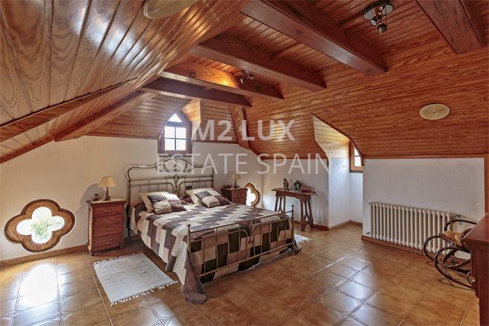 Усадьба в Сан-Фелиу-де-Гишольс 520 м2 №VL194245D65E  - Продажа - 51 preview