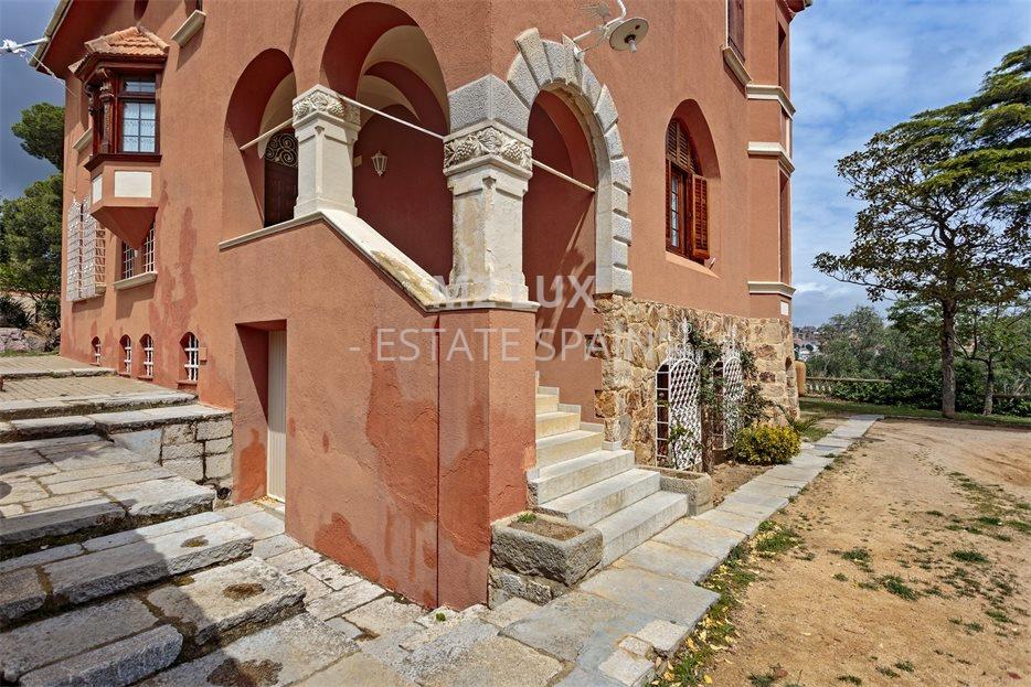 Усадьба в Сан-Фелиу-де-Гишольс 520 м2 №VL194245D65E  - Продажа - 5 large