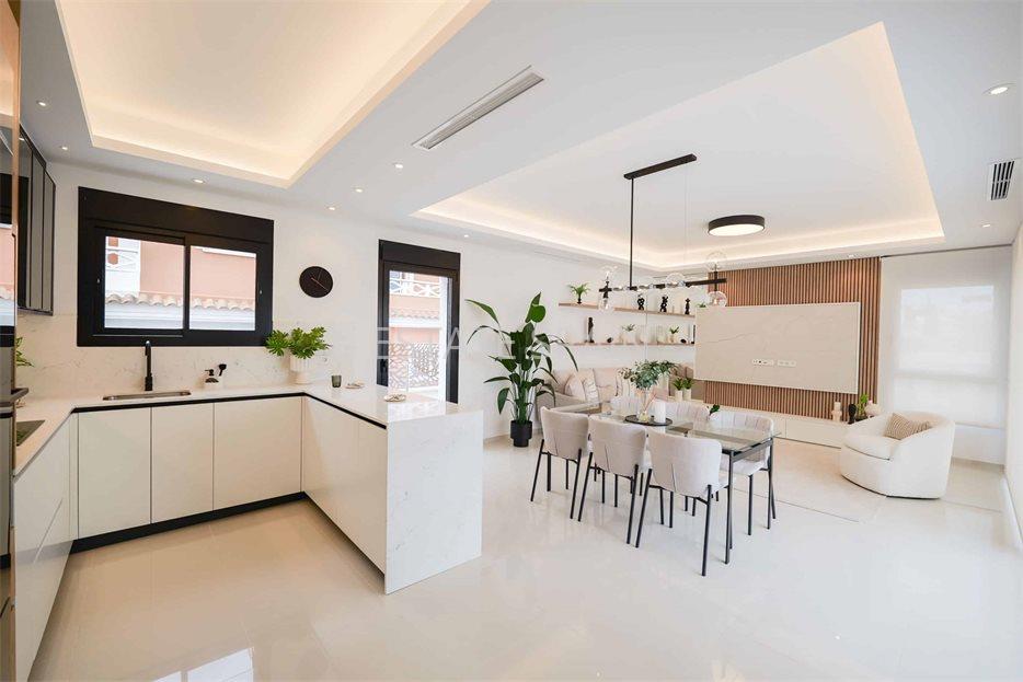 Вилла в Сьюдад-Кесада 288 м2 №VL26119BB469  - Продажа - 24 large