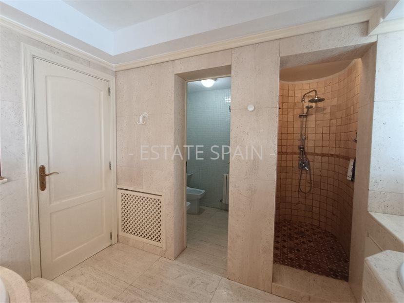 Вилла в Коста-де-ла-Кальма 296 м2 №VL246388426  - Продажа - 14 large