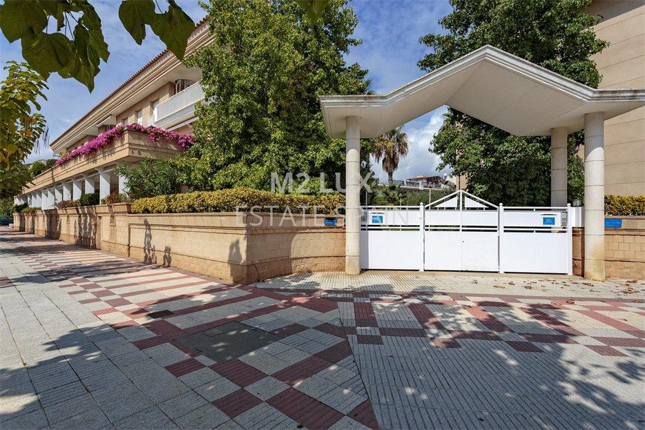 Апартаменты в Сан-Фелиу-де-Гишольс 98 м2 №ART22395B55C  - Продажа - 4 large