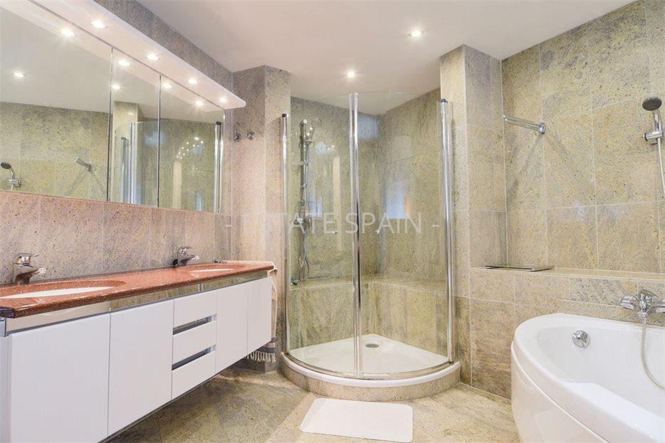 Дом в Кальпе 636 м2 №VL20310389F3  - Продажа - 16 large