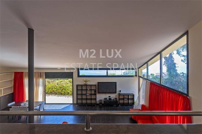 Дом в Сан-Фелиу-де-Гишольс 467 м2 №VL18815F299  - Продажа - 41 preview