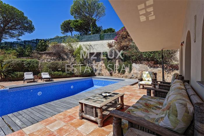 Дом в Сан-Фелиу-де-Гишольс 467 м2 №VL18815F299  - Продажа - 50 preview