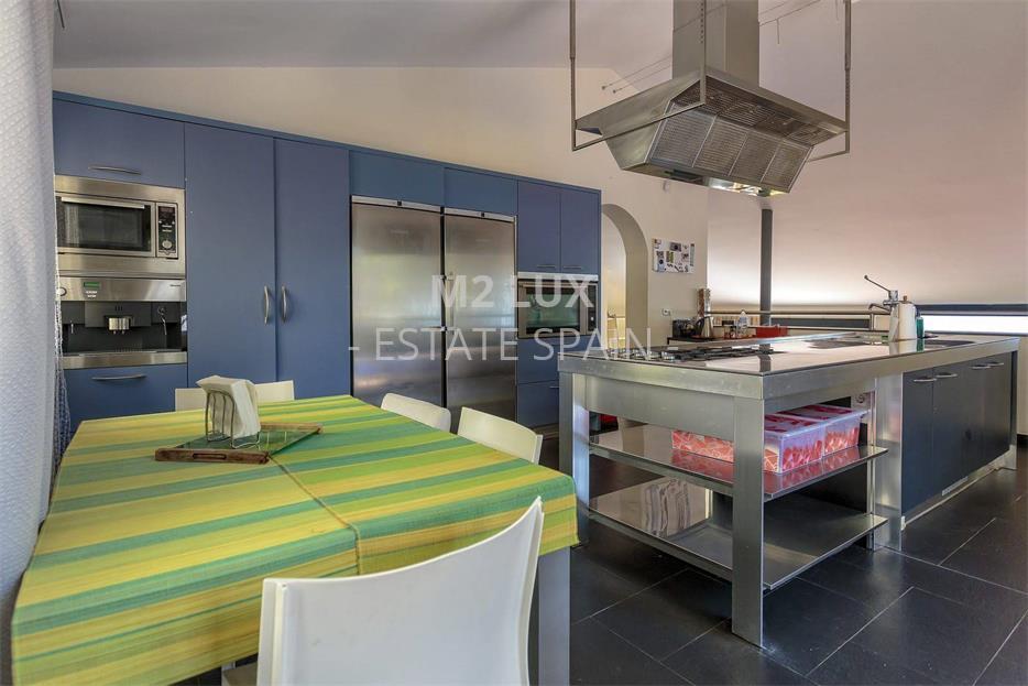 Дом в Сан-Фелиу-де-Гишольс 467 м2 №VL18815F299  - Продажа - 40 large