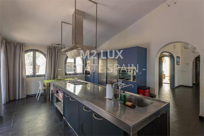 Дом в Сан-Фелиу-де-Гишольс 467 м2 №VL18815F299  - Продажа - 39 preview