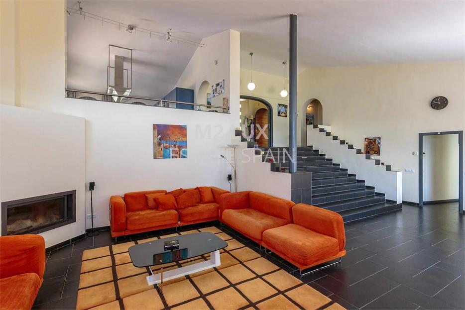 Дом в Сан-Фелиу-де-Гишольс 467 м2 №VL18815F299  - Продажа - 15 large