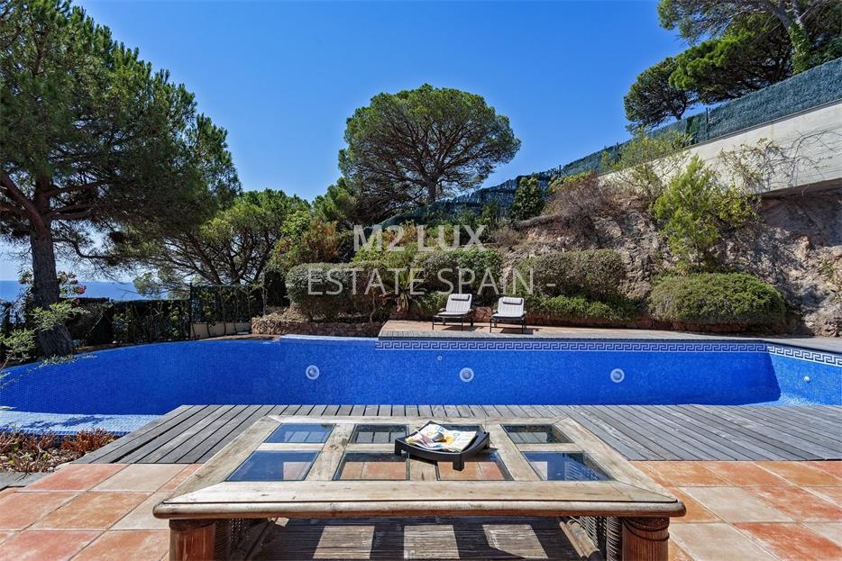 Дом в Сан-Фелиу-де-Гишольс 467 м2 №VL18815F299  - Продажа - 43 large