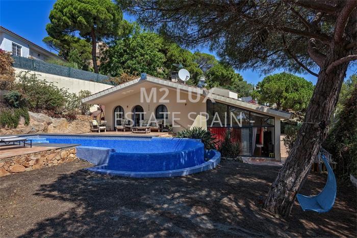 Дом в Сан-Фелиу-де-Гишольс 467 м2 №VL18815F299  - Продажа - 47 preview