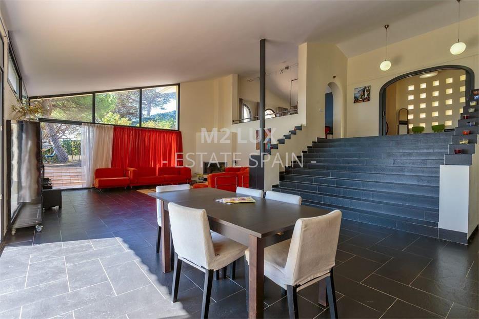 Дом в Сан-Фелиу-де-Гишольс 467 м2 №VL18815F299  - Продажа - 12 large