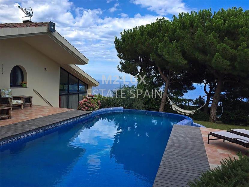 Дом в Сан-Фелиу-де-Гишольс 467 м2 №VL18815F299  - Продажа - 65 large