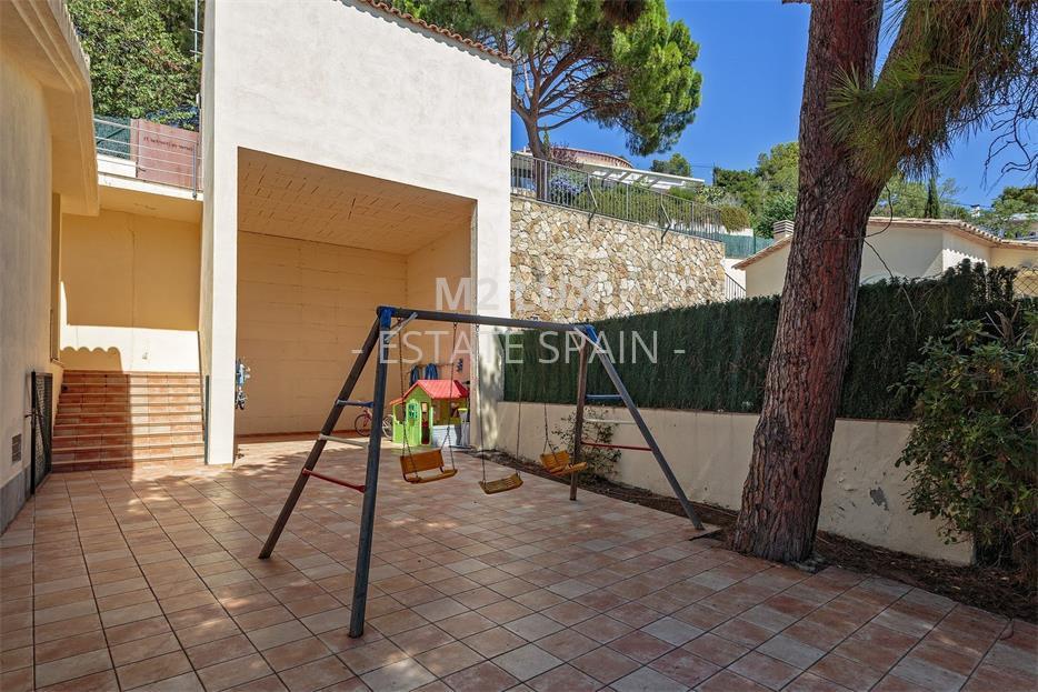 Дом в Сан-Фелиу-де-Гишольс 467 м2 №VL18815F299  - Продажа - 56 large