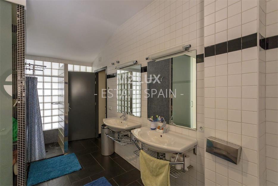 Дом в Сан-Фелиу-де-Гишольс 467 м2 №VL18815F299  - Продажа - 26 large