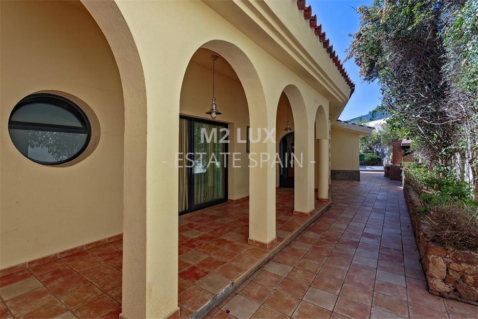 Дом в Сан-Фелиу-де-Гишольс 467 м2 №VL18815F299  - Продажа - 5 large