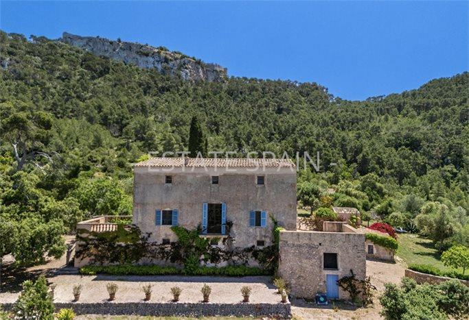 Усадьба в Феланиче 1081 м2 №VL2579B4901  - Продажа - 3 preview