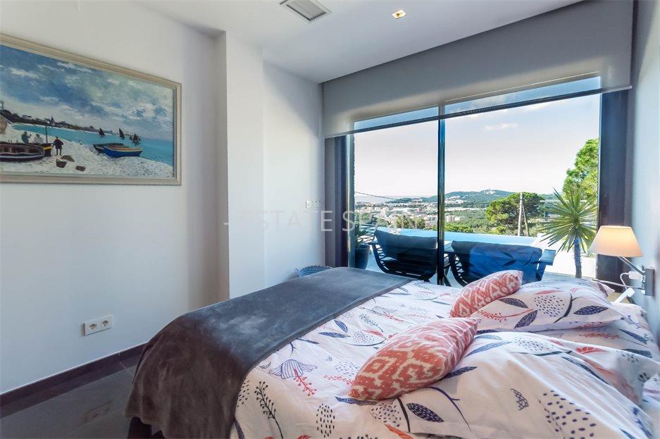 Особняк в Ллорет-де-Маре 372 м2 №VL23619C5671  - Продажа - 15 large