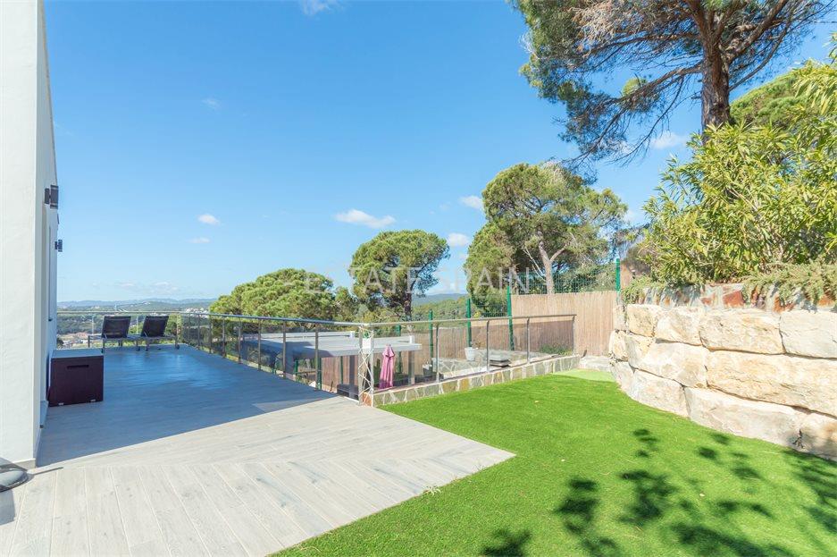 Особняк в Ллорет-де-Маре 372 м2 №VL23619C5671  - Продажа - 29 large