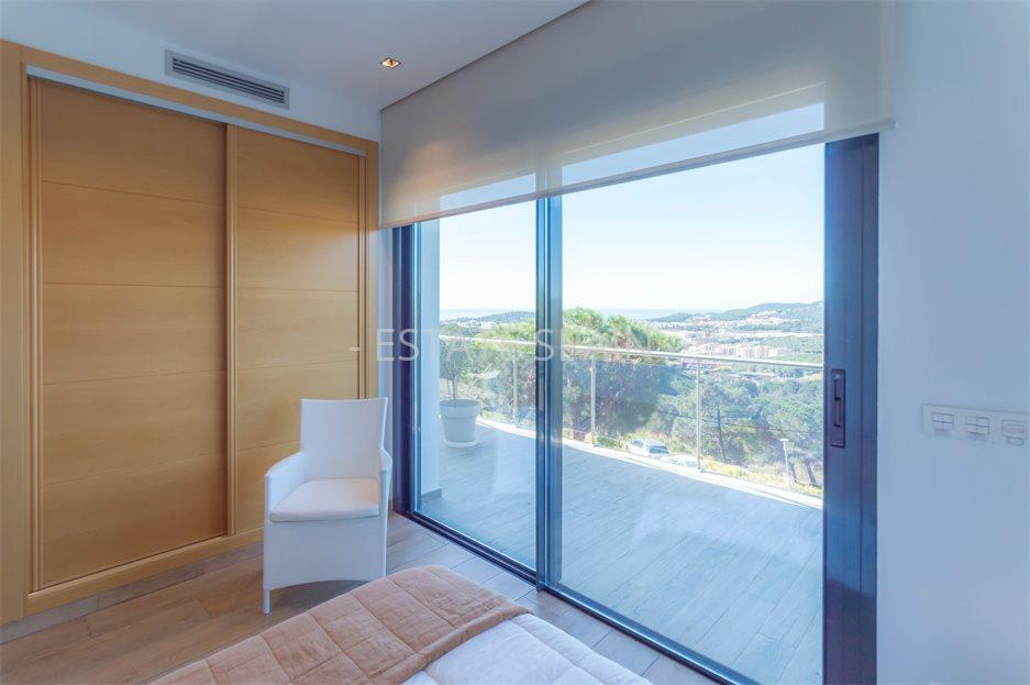 Особняк в Ллорет-де-Маре 372 м2 №VL23619C5671  - Продажа - 41 large