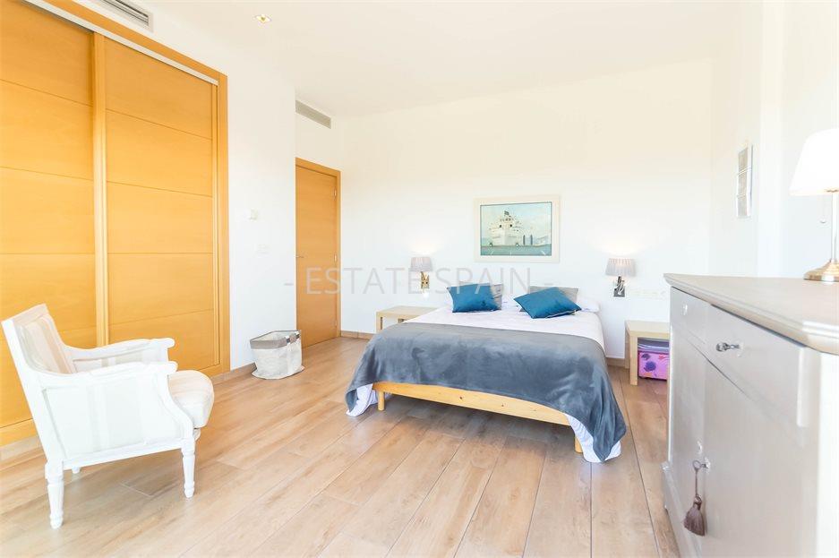 Особняк в Ллорет-де-Маре 372 м2 №VL23619C5671  - Продажа - 43 large