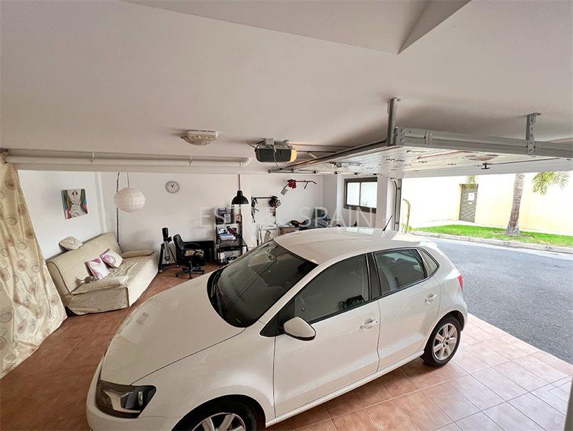 Таунхаус в Санта-Крус-де-Тенерифе 176 м2 №BL23111717D97  - Продажа - 24 large