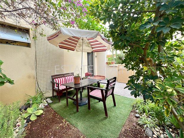 Таунхаус в Санта-Крус-де-Тенерифе 176 м2 №BL23111717D97  - Продажа - 2 preview