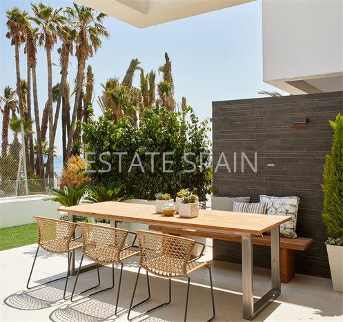 Таунхаус в Эстепоне 319 м2 №BL19498F7C9  - Продажа - 27 preview