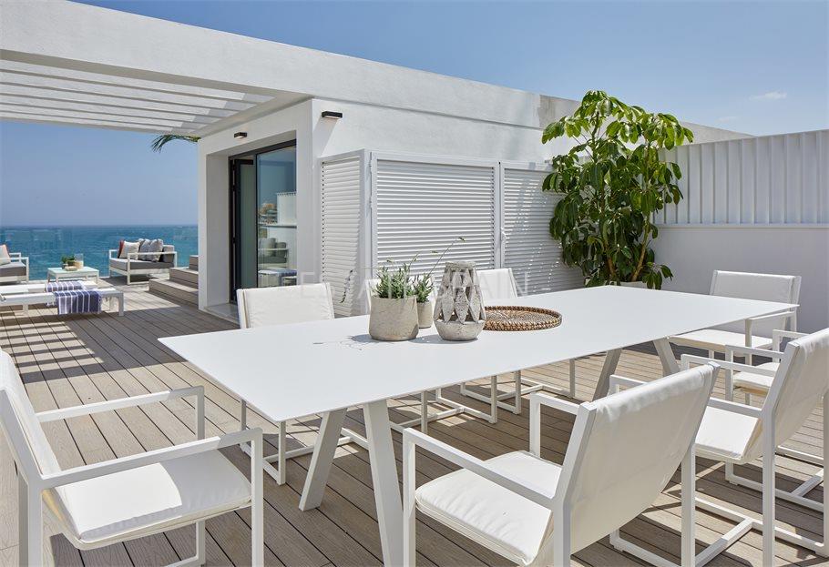 Таунхаус в Эстепоне 319 м2 №BL19498F7C9  - Продажа - 32 large