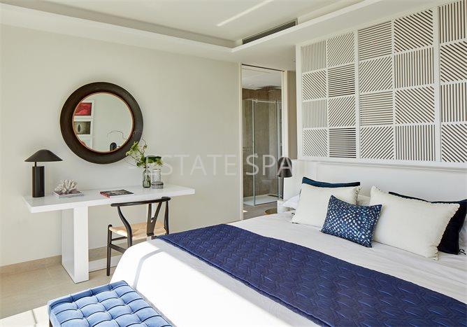 Таунхаус в Эстепоне 319 м2 №BL19498F7C9  - Продажа - 3 preview