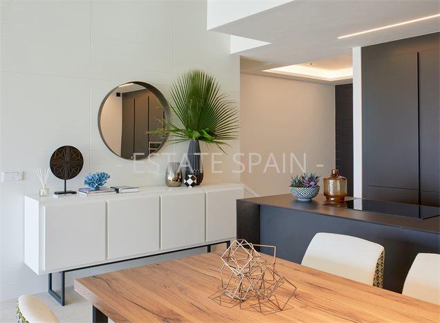 Таунхаус в Эстепоне 319 м2 №BL19498F7C9  - Продажа - 25 preview